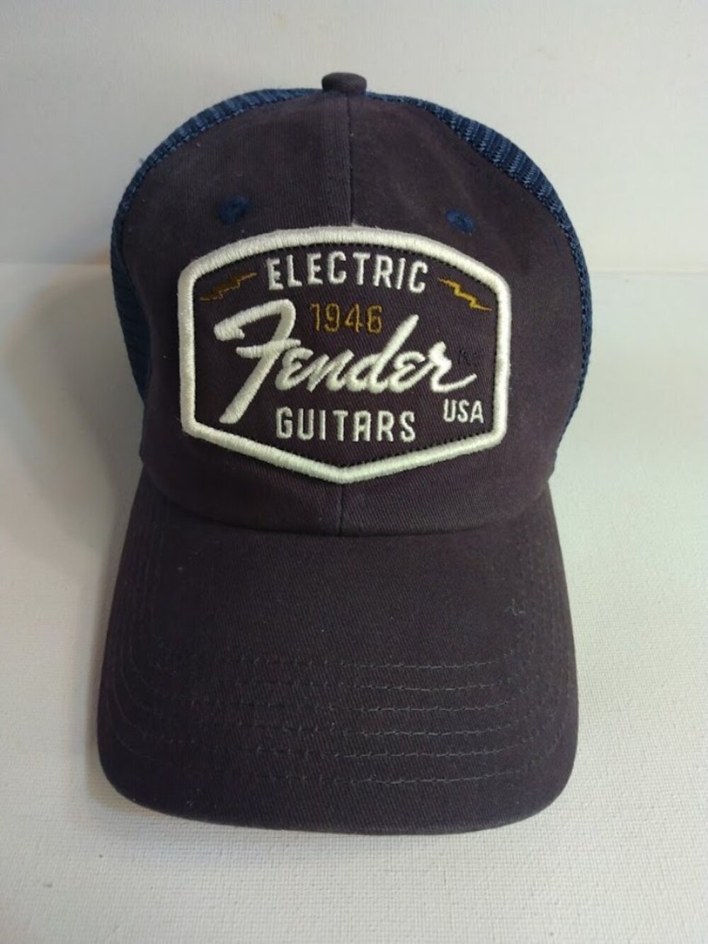 Fender Electric Guitars 1946 Strapback Trucker Hat Cap Navy Blue Mesh Adjustable